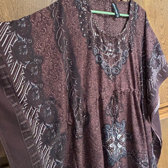 Caftan - Picture 4 of 5